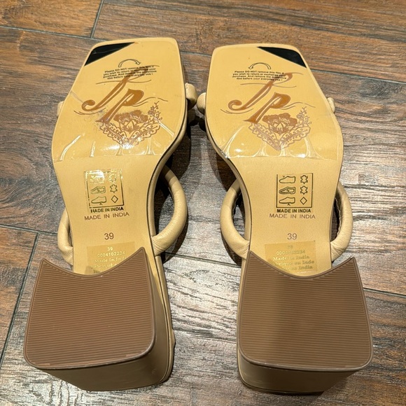 NEW! Free People Double Strap Parker Heel In Dune - Size 39 EU - Picture 13 of 16